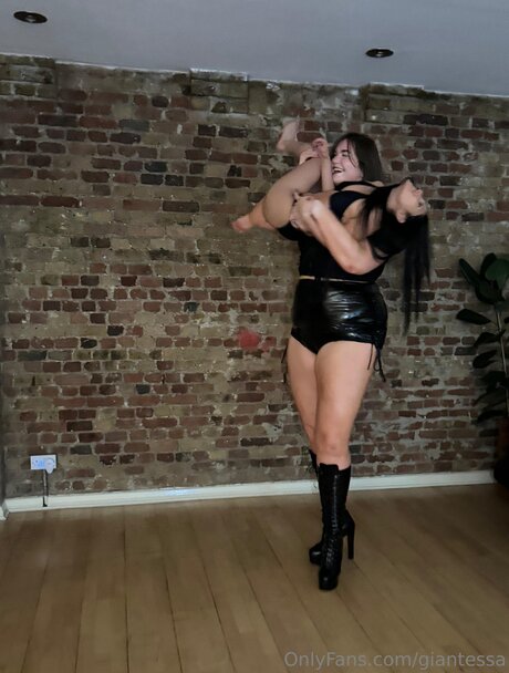 Giantessa Porn OnlyFans Leak