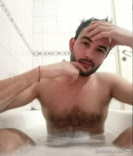 Aleklucian OnlyFans