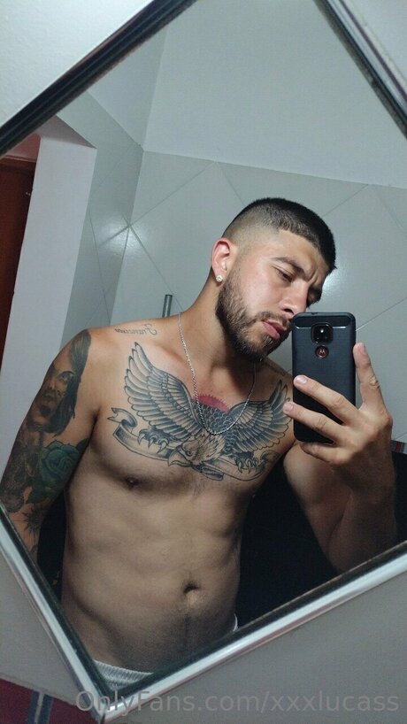 Secret Knight OnlyFans schlank