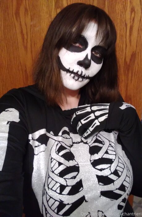 Willowchantrieri Nackt auf OnlyFans