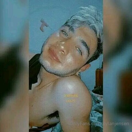 Dylanjensen OnlyFans Fotos