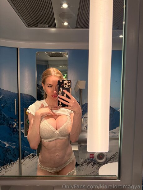 Kiaralordmagyar Nacktbilder OnlyFans Leaks