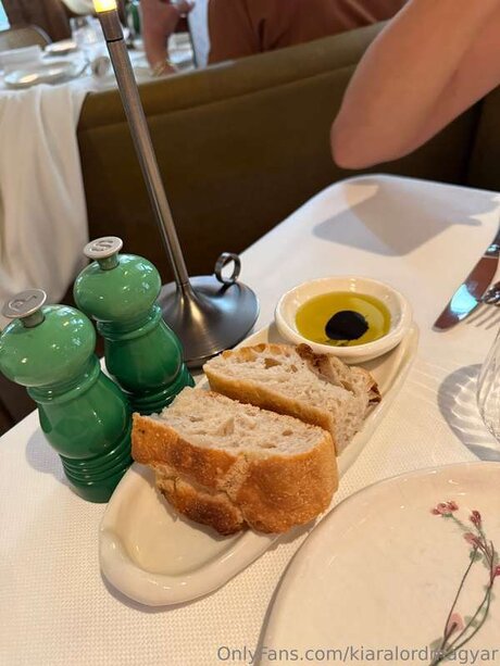 Kiaralordmagyar OnlyFans Porn