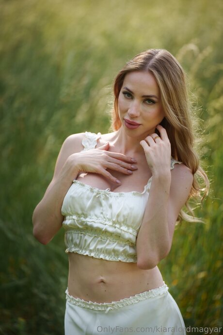 Kiaralordmagyar OnlyFans Nacktbilder