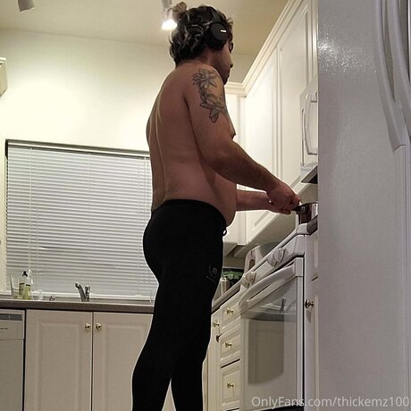 Thickemz999 OnlyFans kostenlos geleakt