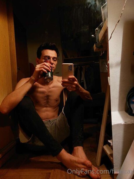 Franzax Leaks von OnlyFans