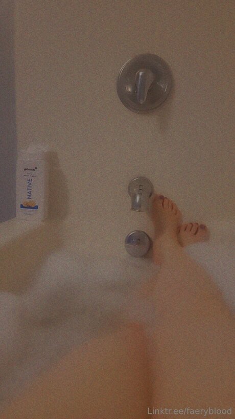 Faerielewd OnlyFans Fotos