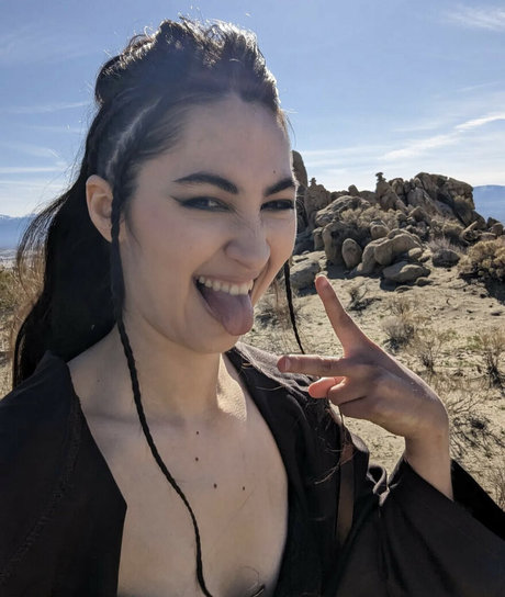 Ovilee May OnlyFans Arsch Leak