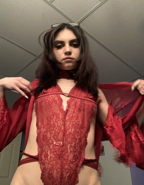 envee420 OnlyFans Leak