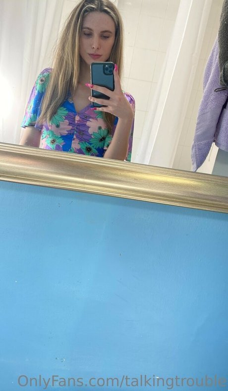 Talking Trouble Sex auf OnlyFans