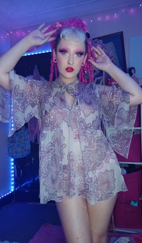 maddisonsins OnlyFans Strip