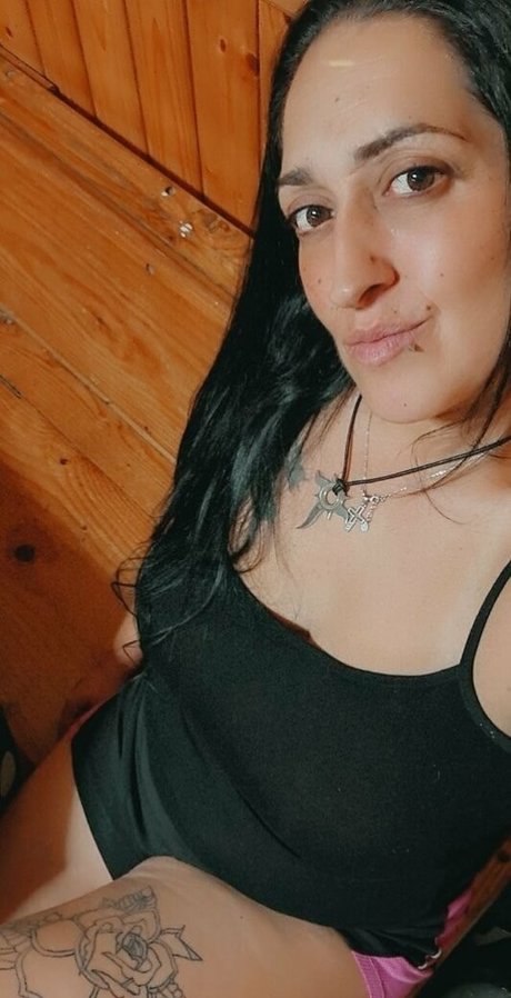 nevy 80 Strip OnlyFans