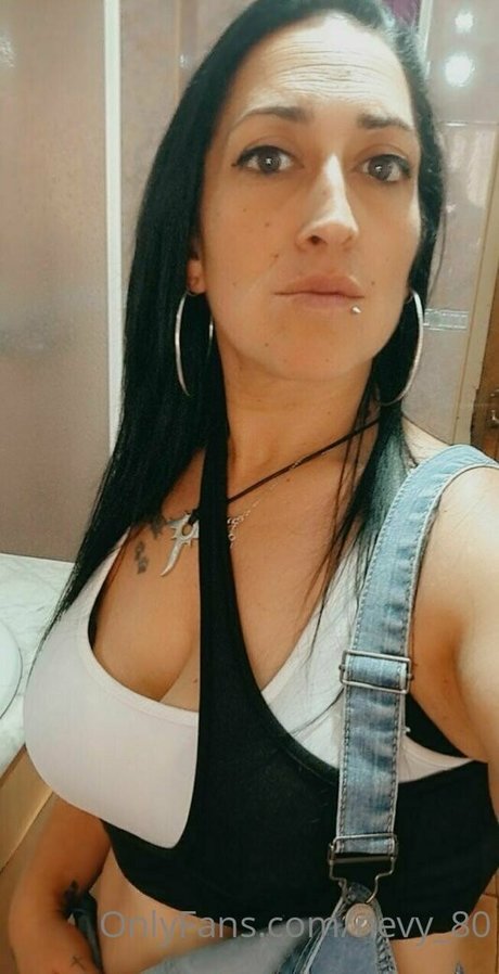 nevy 80 Kostenloses OnlyFans