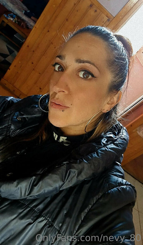nevy 80 OnlyFans geleakter Pornografie