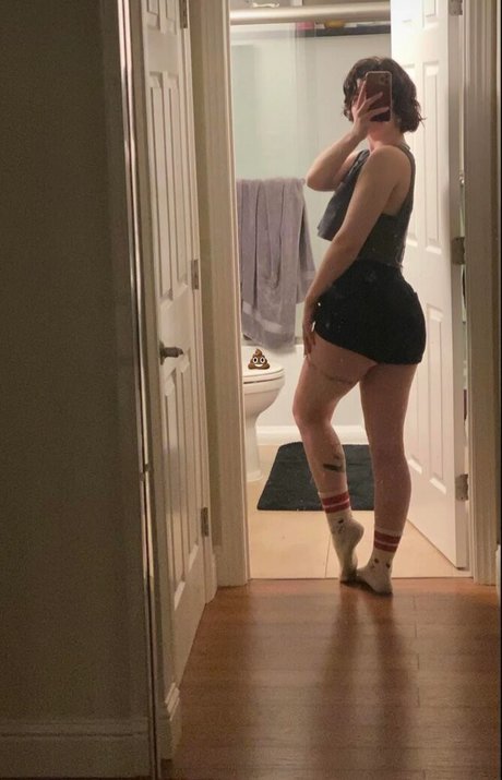 Ltlyata Nackt auf OnlyFans