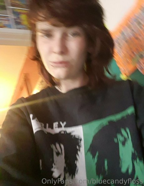 bluecandyfloss Nacktbilder OnlyFans geleakt