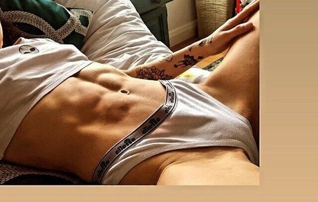 Lois Pacitto Brüste OnlyFans