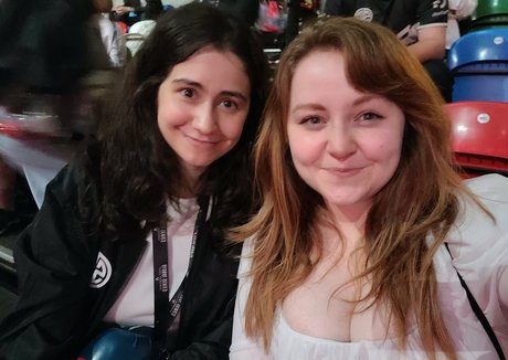 Holiwhirl OnlyFans-Bilder