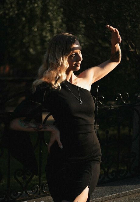 sexsweetblonde OnlyFans NSFW