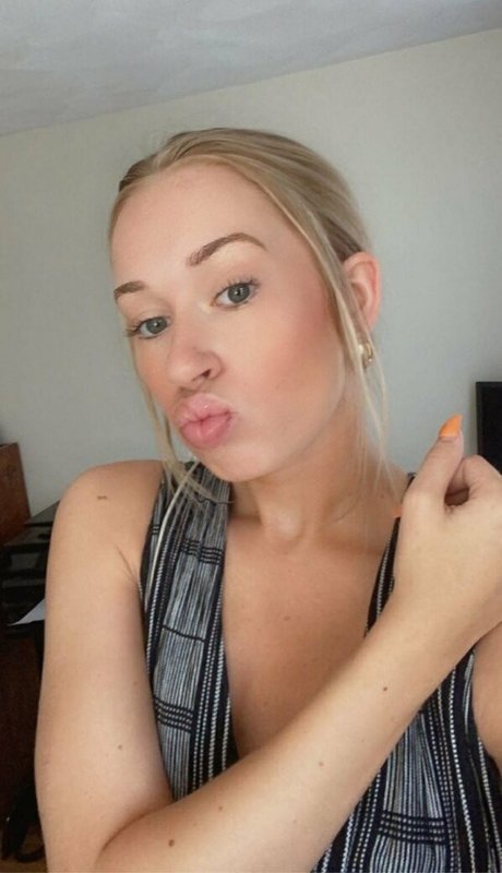 Olivia Juaire OnlyFans XXX