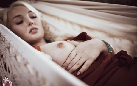 Lovita Fate Neue geleakte OnlyFans-Inhalte