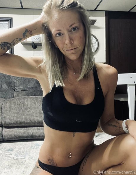 chart92 OnlyFans geleakte Pornografie