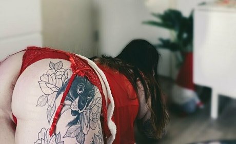 queenrixu7free XXX OnlyFans