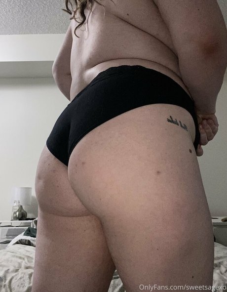 sweetsagexo OnlyFans Leak
