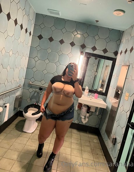 sarahaha OnlyFans NSFW