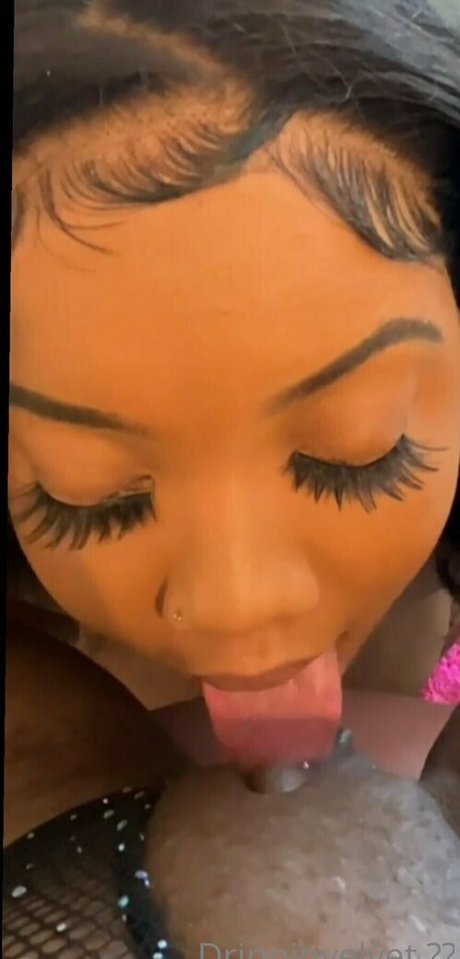 drippinvelvet OnlyFans Nacktbilder geleakt