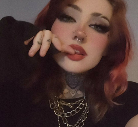 Haylayly OnlyFans geleakter Pornografie