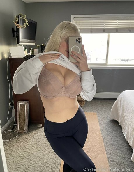 Saterra Nacktbilder von OnlyFans