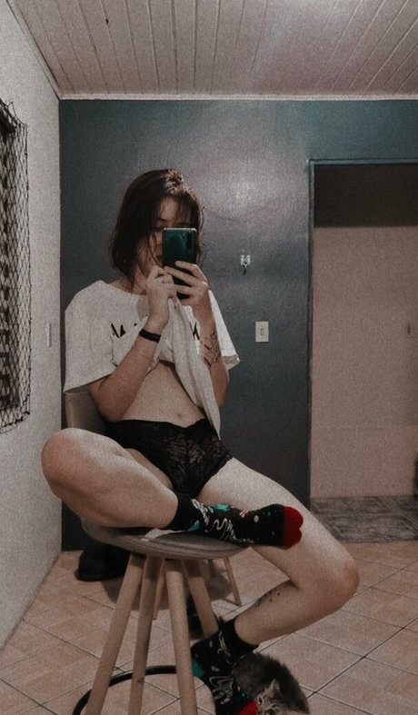 Yeshee_ Oben ohne OnlyFans