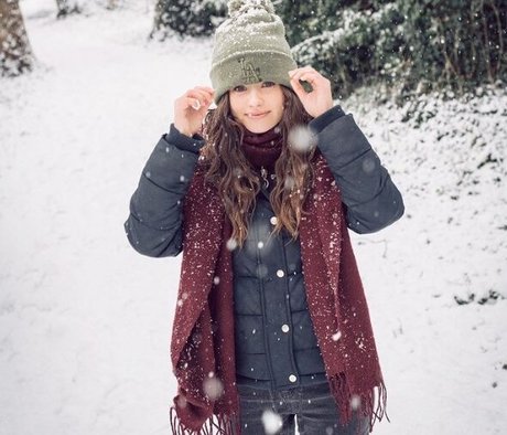 Holly Earl Geleakte OnlyFans-Inhalte