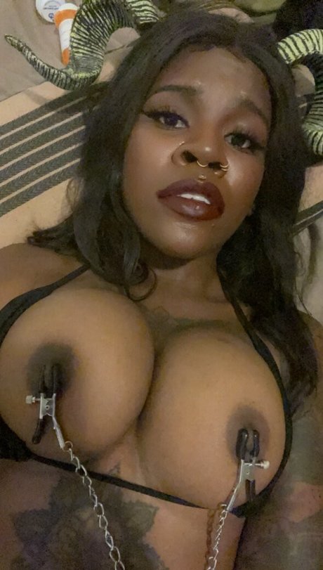 crushvelvet Leaked OnlyFans Bilder