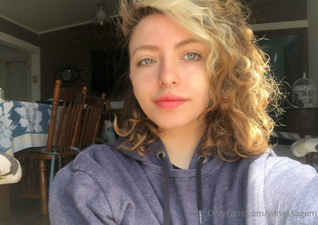 vanessagem OnlyFans geleakte Pornografie