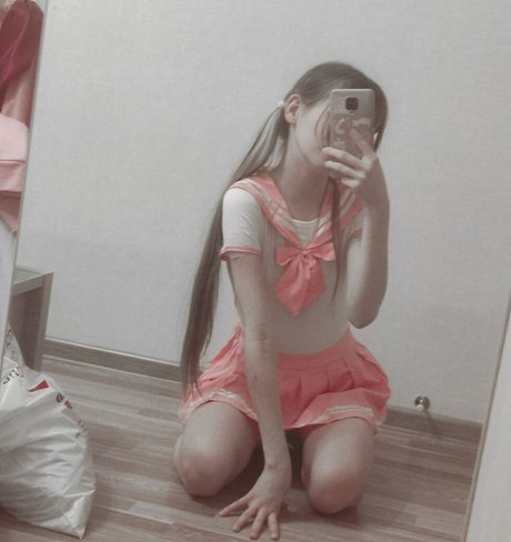 asainoshi OnlyFans Model Bilder