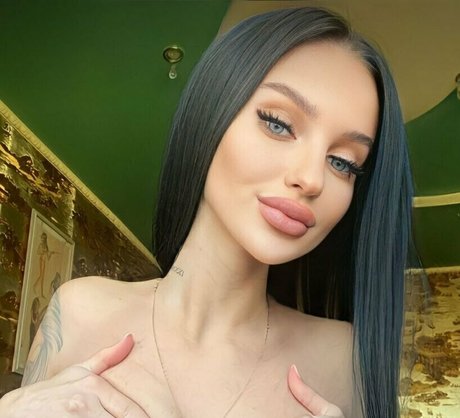 madina muslim x OnlyFans Mega