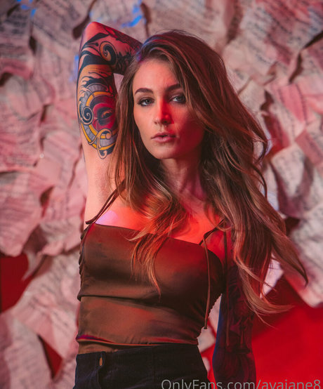 avajane8 OnlyFans Inhalte