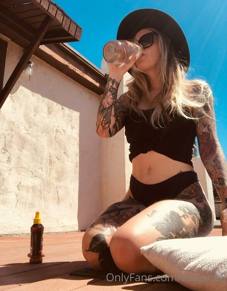 avajane8 Nackt auf OnlyFans Leak