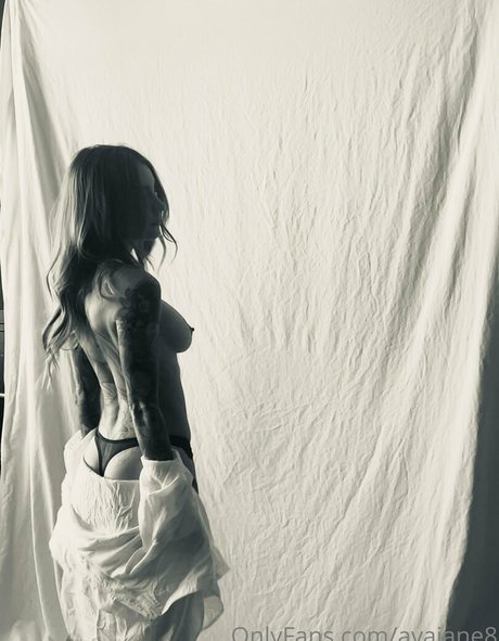 avajane8 OnlyFans geleakte Bilder