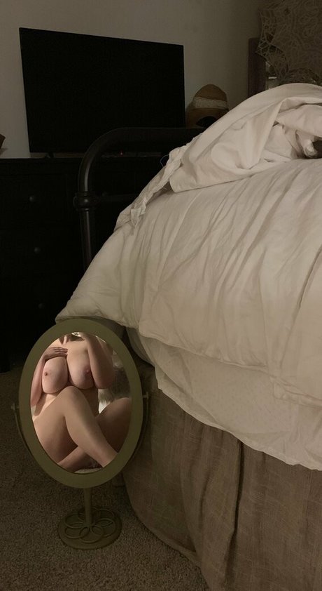 selenaray OnlyFans Leaked