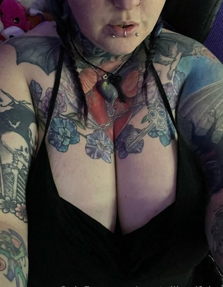 crystallizedfairy Nacktbilder von OnlyFans