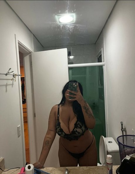 Mandy Lia Strip OnlyFans