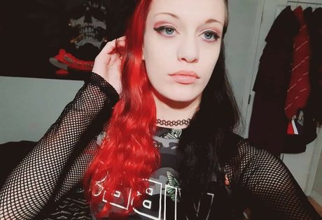 bimbo-onlyfans schön nackt Ungefiltert