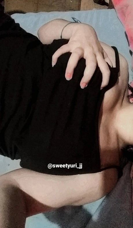 SweetYuri OnlyFans Fotos