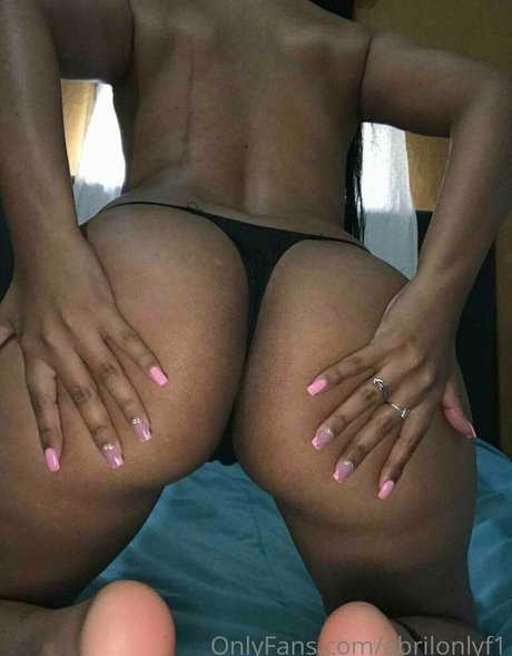 abrilonlyf1 Leaks von Nacktbildern auf OnlyFans