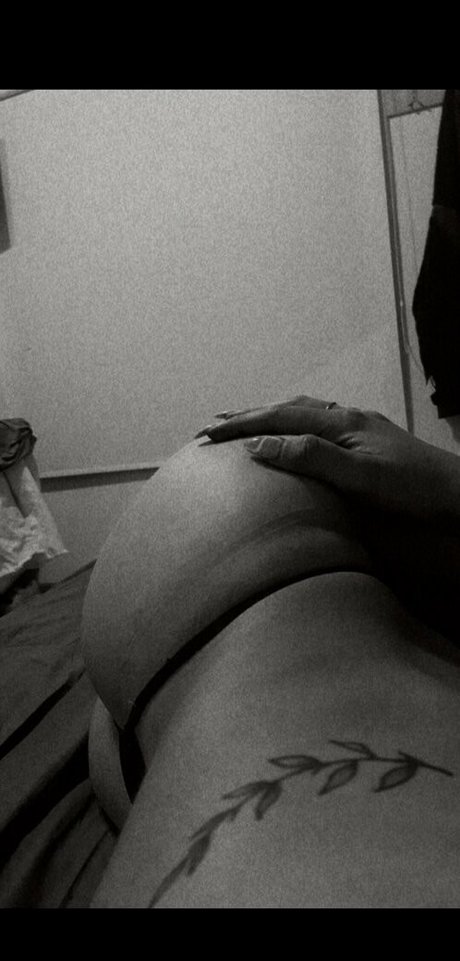 conni55 OnlyFans Leaj