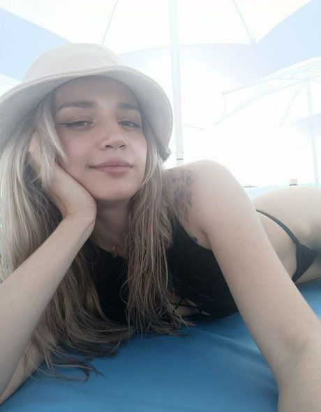 AlinaNaMeli OnlyFans Nackt Content