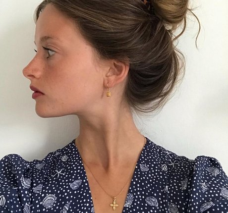 Camille Yolaine OnlyFans nackte Brüste